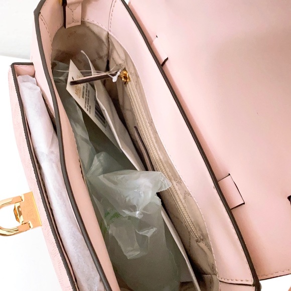 Michael Kors Manhattan Medium Leather Satchel - Picture 6 of 11